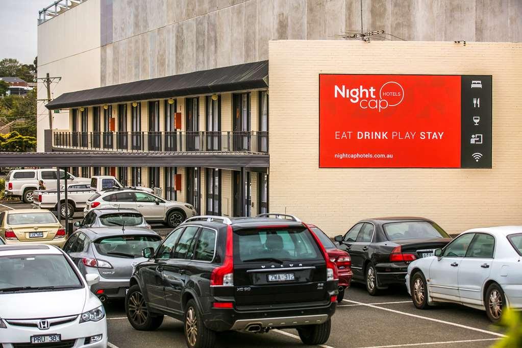 Nightcap At Matthew Flinders Hotel Chadstone Exterior foto