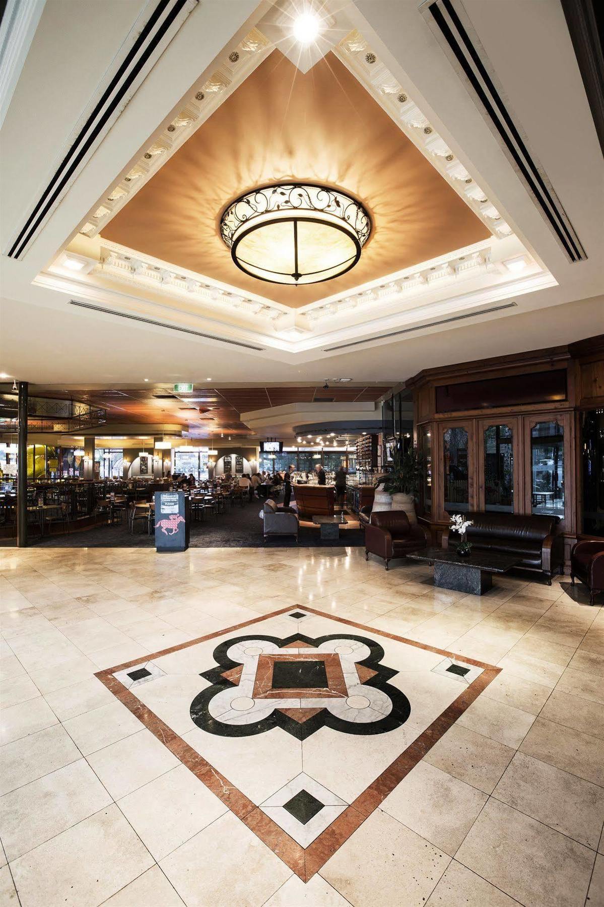 Nightcap At Matthew Flinders Hotel Chadstone Exterior foto