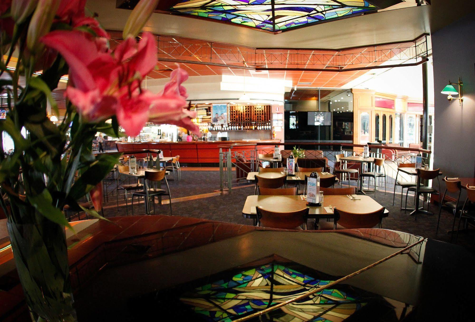 Nightcap At Matthew Flinders Hotel Chadstone Exterior foto